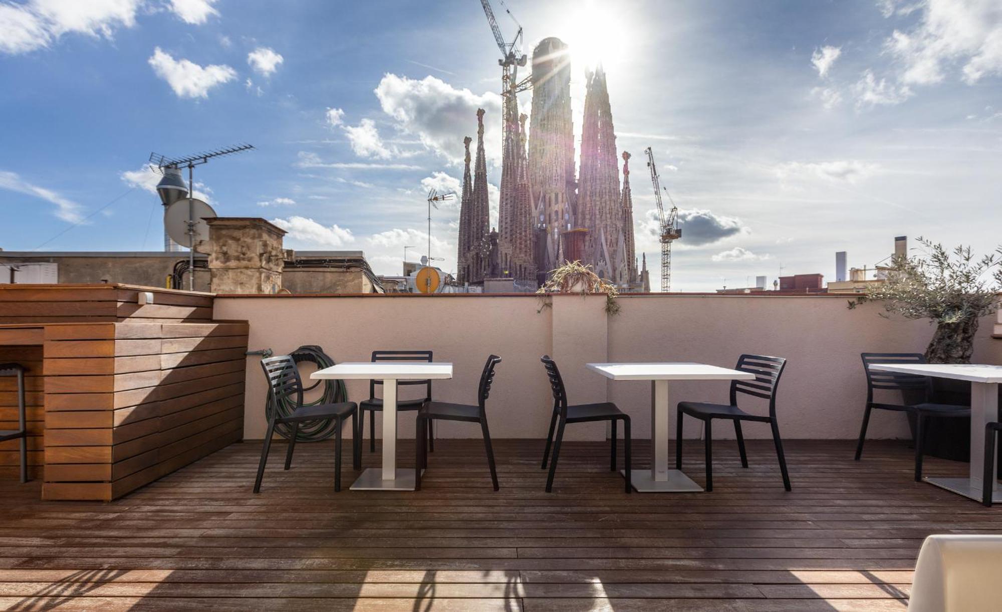 Enjoybcn Gaudi Apartments — Photos 2